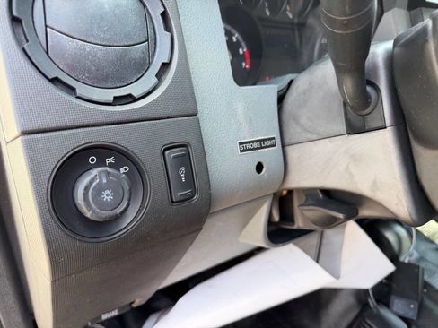 Used 2014 Ford F250 XL AWD/4WD image 16
