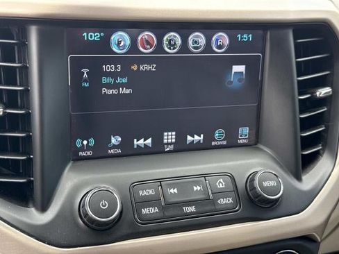 Used 2019 GMC Acadia Denali w/ Technology Package AWD/4WD image 20