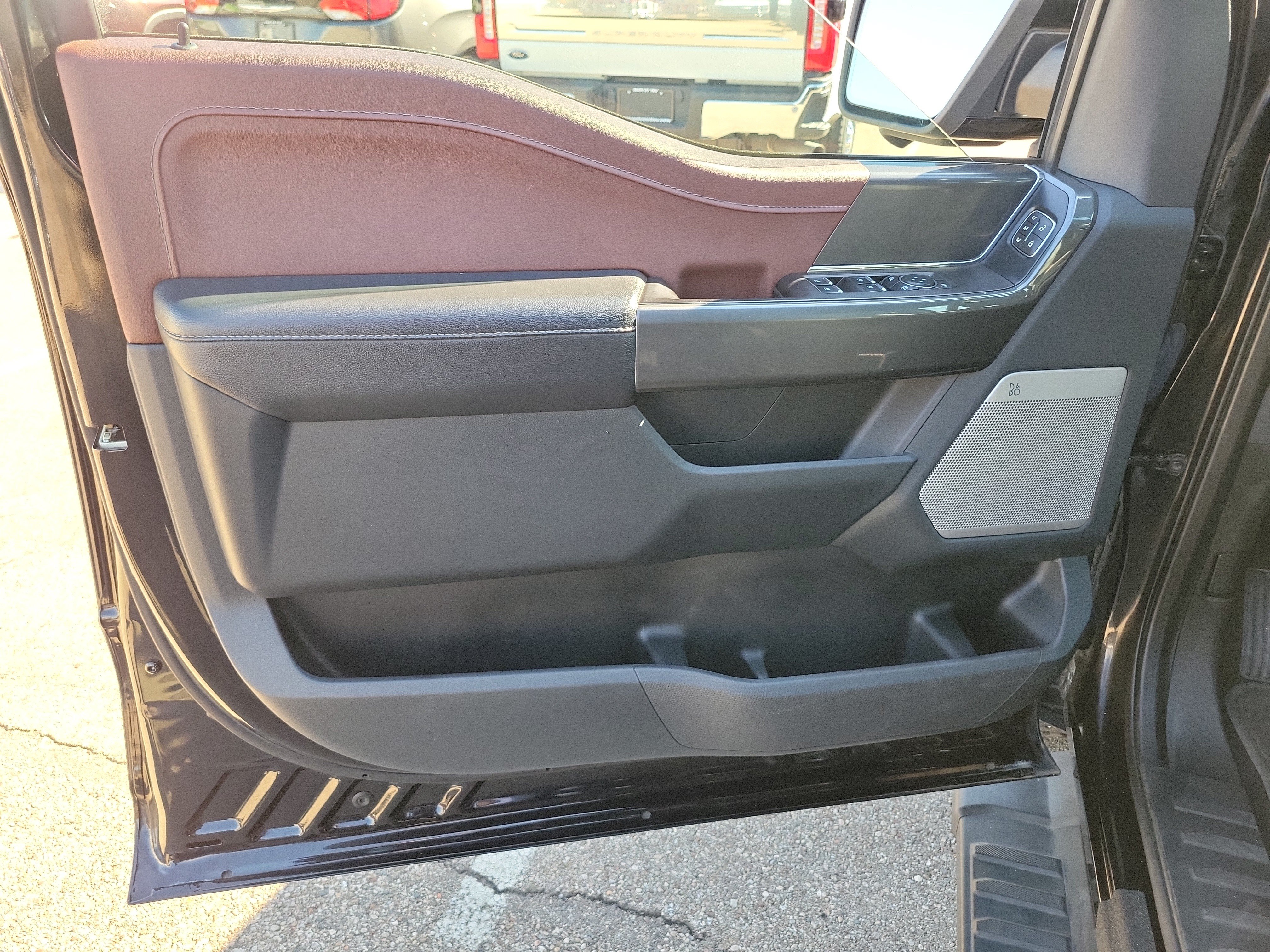 Used 2023 Ford F150 Lariat w/ Equipment Group 502A High AWD/4WD image 18