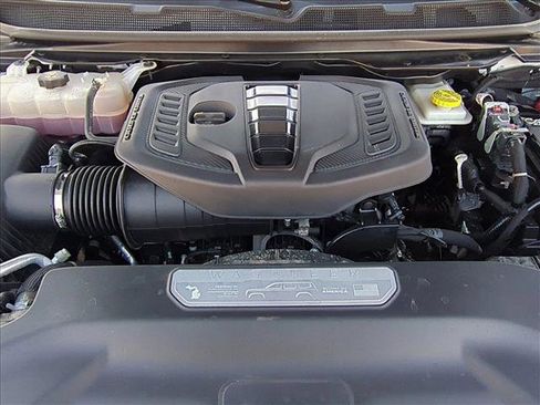 Used 2023 Jeep Wagoneer L 4WD w/ Convenience Group I image 23