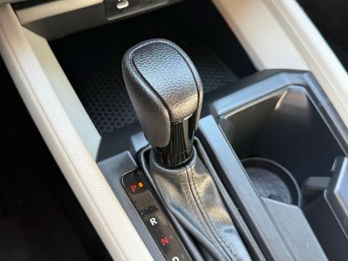 Certified 2023 Honda Accord EX image 25