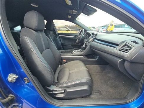 Used 2019 Honda Civic Sport image 5