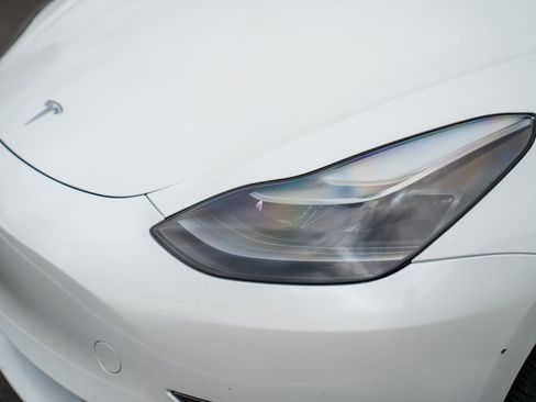 Used 2023 Tesla Model 3 Standard Range RWD image 28