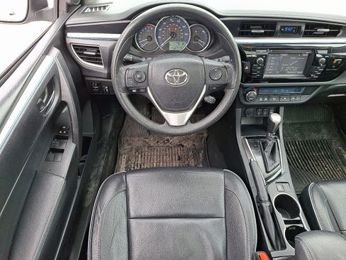 Used 2016 Toyota Corolla LE Premium image 12