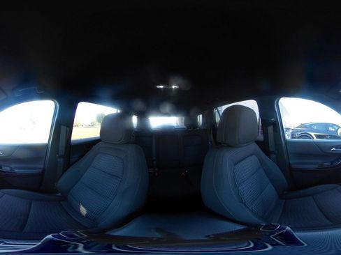 Used 2025 Chevrolet Equinox LT image 42