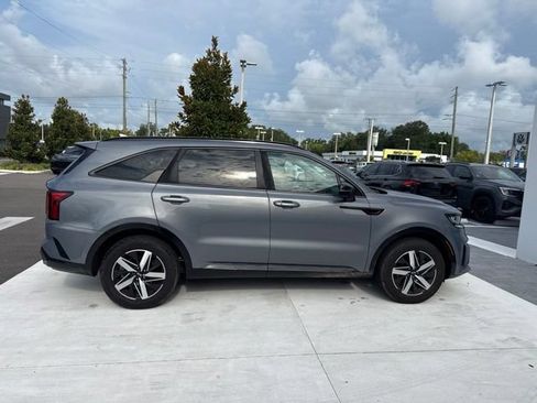 Used 2021 Kia Sorento S w/ Panoramic Sunroof Package FWD image 19