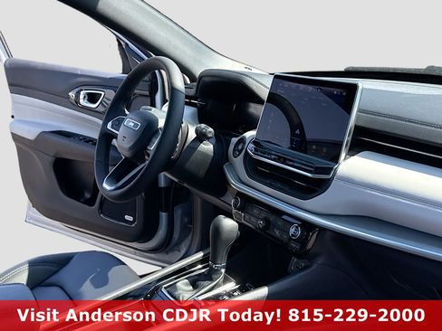 New 2026 Jeep Compass Limited w/ Sun, Sound & Navigation Group AWD/4WD image 5