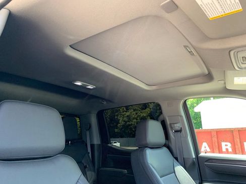 Used 2025 Chevrolet Silverado 1500 LTZ w/ LTZ Premium Package AWD/4WD image 18
