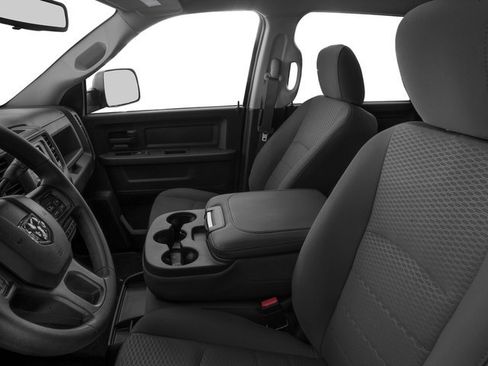 Used 2017 RAM 2500 Tradesman w/ Chrome Appearance Group AWD/4WD image 12