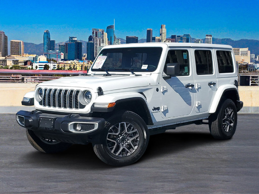 Used 2026 Jeep Wrangler Unlimited Sahara AWD/4WD image 2