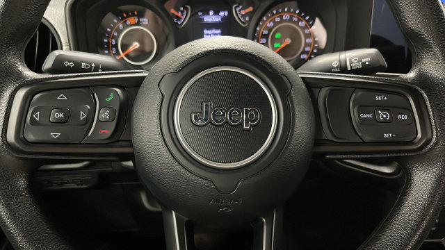Used 2024 Jeep Wrangler Sport AWD/4WD image 15