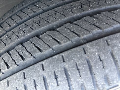 Used 2021 Jeep Grand Cherokee Laredo X image 11