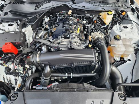 Used 2025 Ford Mustang Coupe image 29