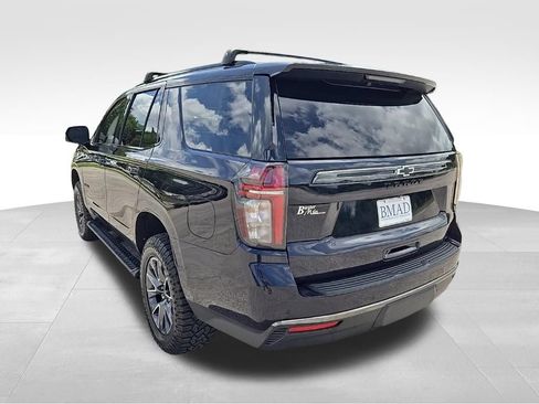 Used 2021 Chevrolet Tahoe Z71 w/ Z71 Signature Package AWD/4WD image 11