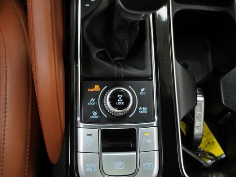 Used 2024 Kia Telluride SX X-Line image 39