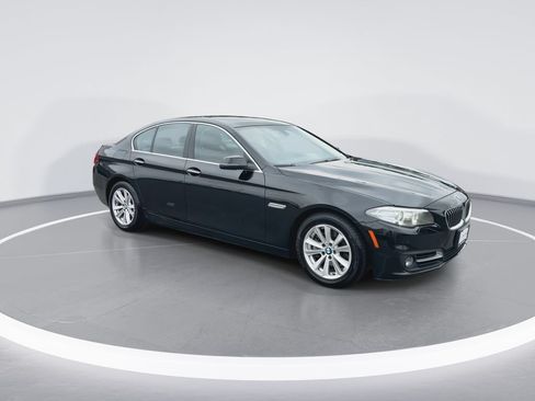 Used 2016 BMW 528i xDrive Sedan AWD/4WD image 2
