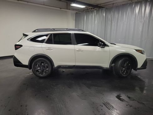 Used 2020 Subaru Outback Onyx Edition XT AWD/4WD image 10