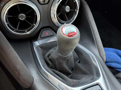 Used 2017 Chevrolet Camaro ZL1 RWD image 16