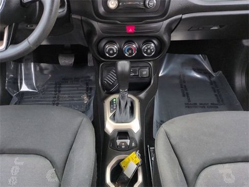 Certified 2016 Jeep Renegade Sport w/ Power & Air Group image 18