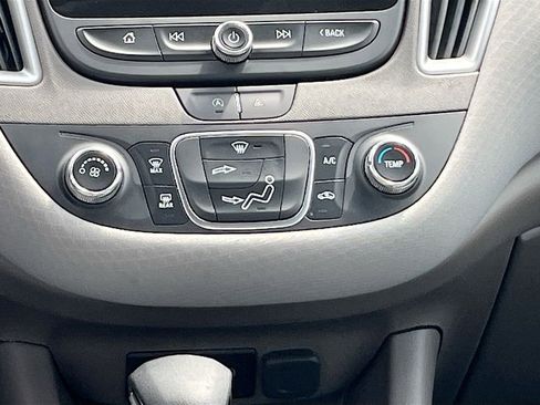 Used 2024 Chevrolet Malibu LS FWD image 26