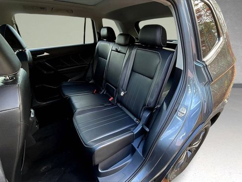 Used 2022 Volkswagen Tiguan SE image 22