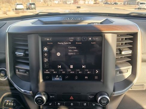 Used 2022 RAM 2500 Laramie image 25