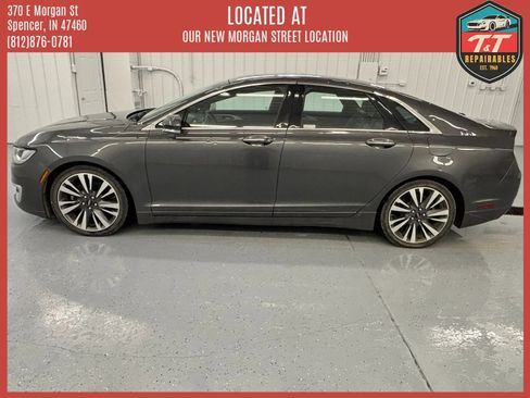 Used 2020 Lincoln MKZ Reserve w/ Elements Package FWD image 2