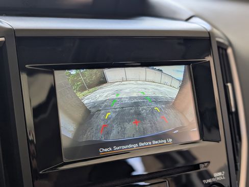 Used 2023 Subaru Forester Premium image 29