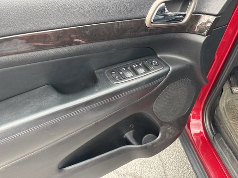 Used 2013 Jeep Grand Cherokee Laredo image 9