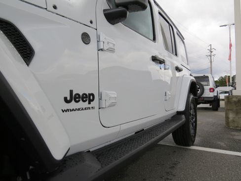 New 2026 Jeep Wrangler Sahara image 14