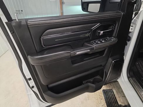 Used 2023 RAM 3500 Limited image 15
