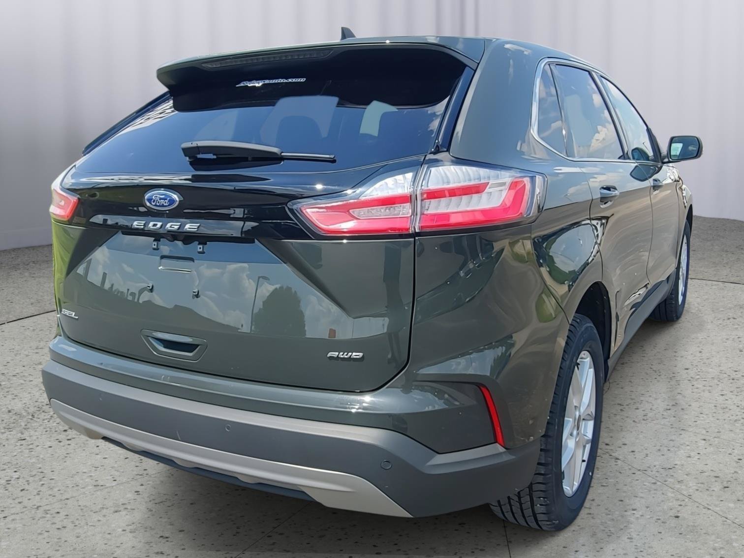 Used 2023 Ford Edge SEL w/ Convenience Package AWD/4WD image 7