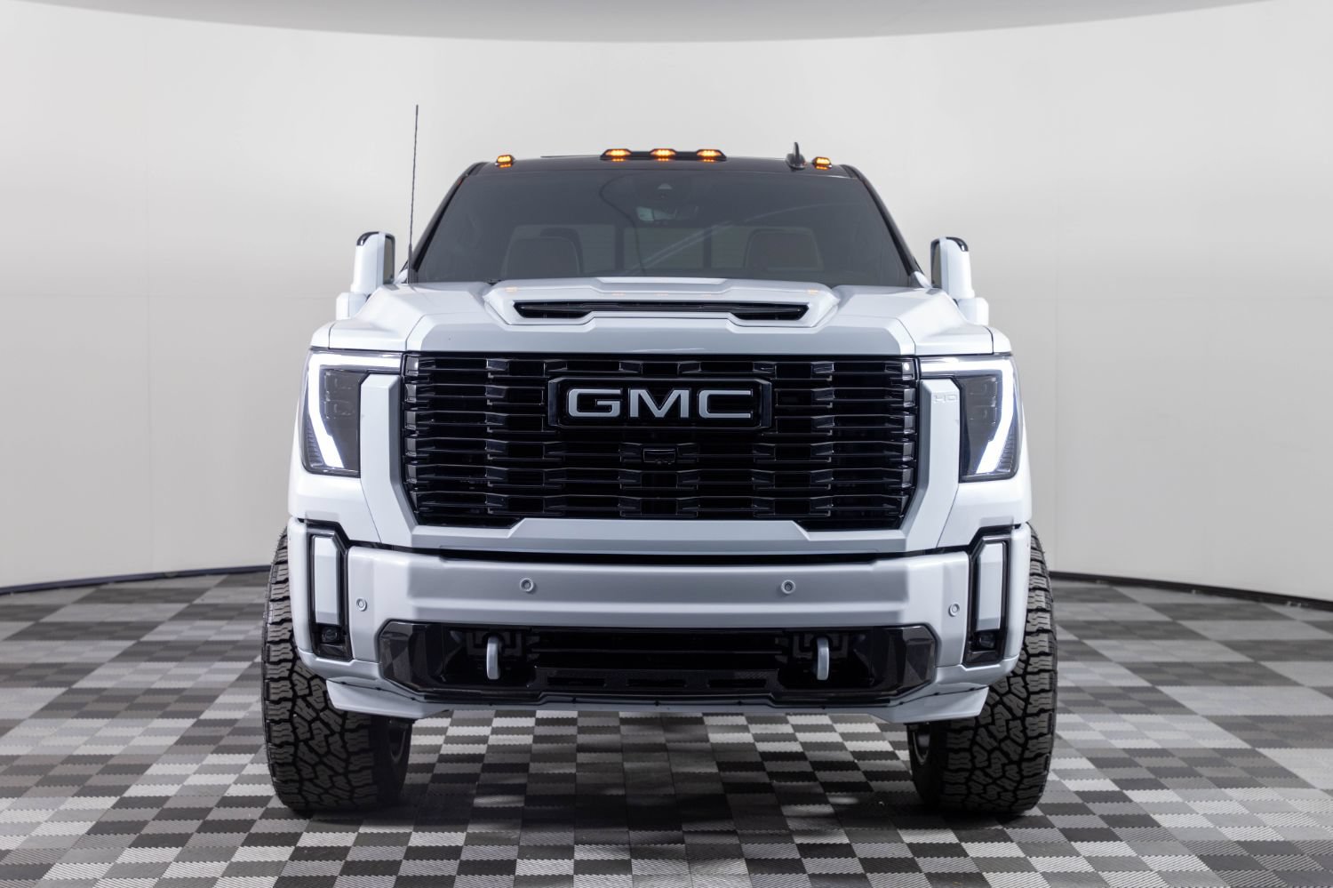 Used 2026 GMC Sierra 3500 Denali Ultimate AWD/4WD image 11