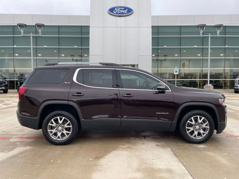 Used 2021 GMC Acadia SLT w/ Technology Package image 6