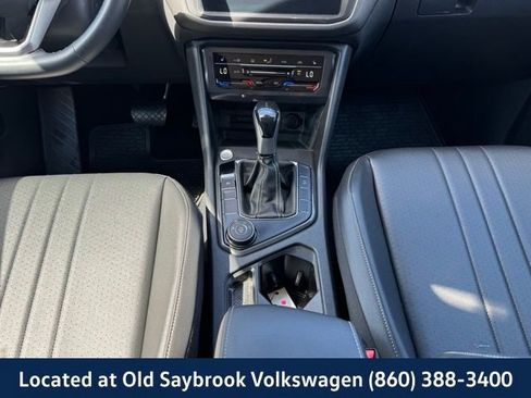 Certified 2022 Volkswagen Tiguan SE image 14