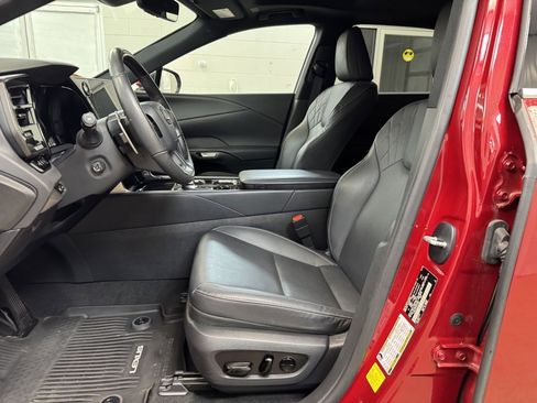 Used 2023 Lexus RX 350h image 11