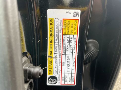 Used 2017 Honda HR-V EX image 32