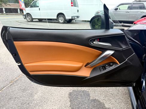 Used 2018 FIAT 124 Spider Lusso w/ Convenience Group image 14