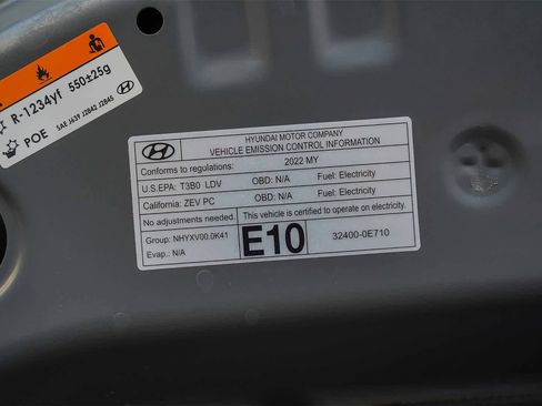 Used 2022 Hyundai Kona Limited image 26