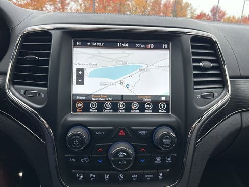 Used 2018 Jeep Grand Cherokee High Altitude image 16