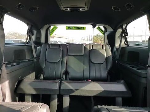 Used 2019 Dodge Grand Caravan GT image 27