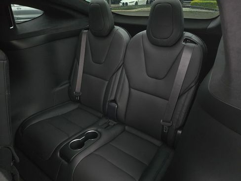 Used 2023 Tesla Model X AWD/4WD image 14