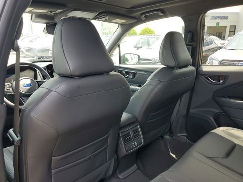 Used 2025 Subaru Forester Limited w/ Popular Package image 14