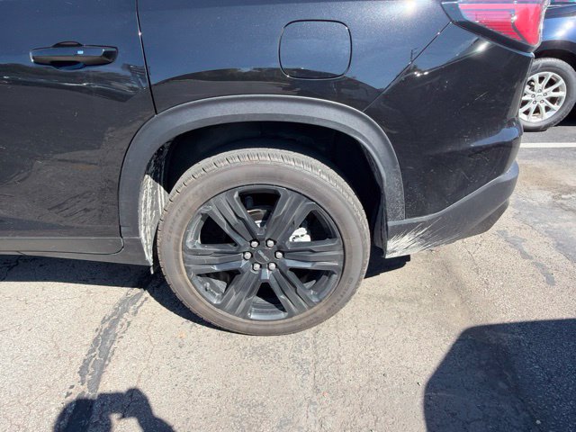 Used 2025 GMC Acadia Elevation w/ Elevation Premium Package FWD image 15
