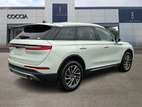 Used 2022 Lincoln Corsair AWD w/ Equipment Group 101A image 4