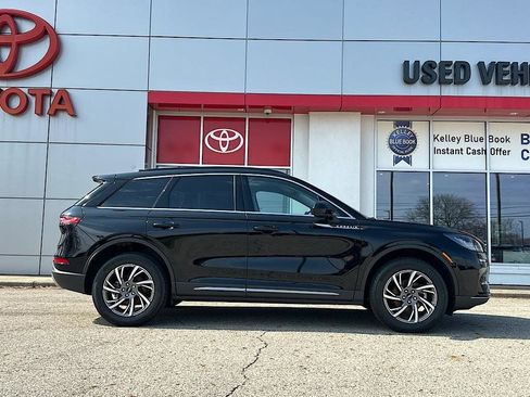 Used 2026 Lincoln Corsair Premiere AWD/4WD image 8