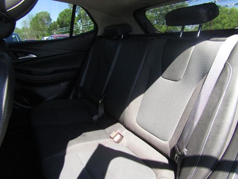 Used 2020 Buick Encore GX Preferred w/ Sport Touring Package FWD image 19