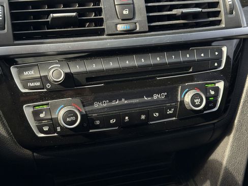 Used 2018 BMW 330i xDrive Sedan image 21