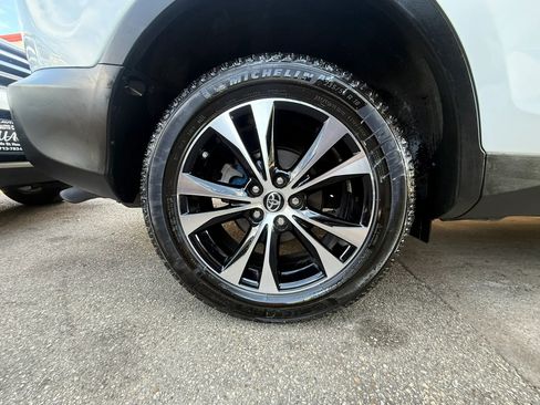 Used 2015 Toyota RAV4 Limited w/ Technology Package FWD image 26