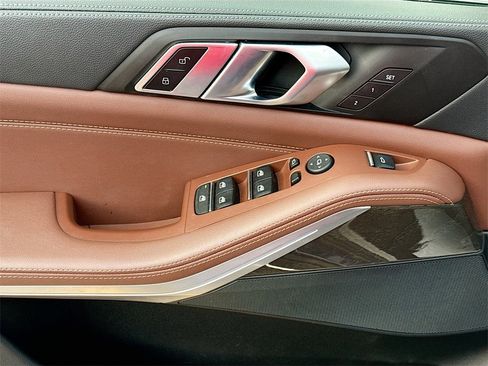 Used 2023 BMW X5 xDrive40i w/ Premium Package image 19